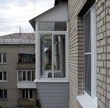 Монтаж крыш (навесов) для балконов